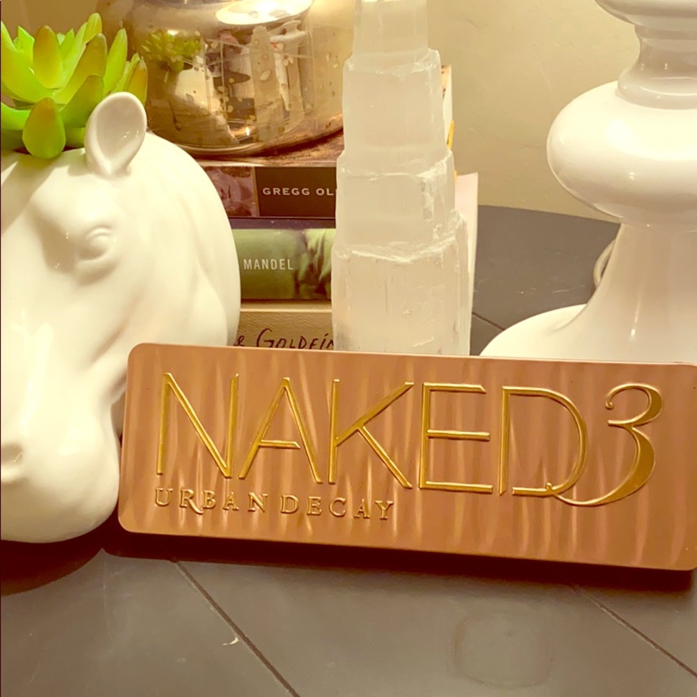 Urban Decay Naked3 eyeshadow